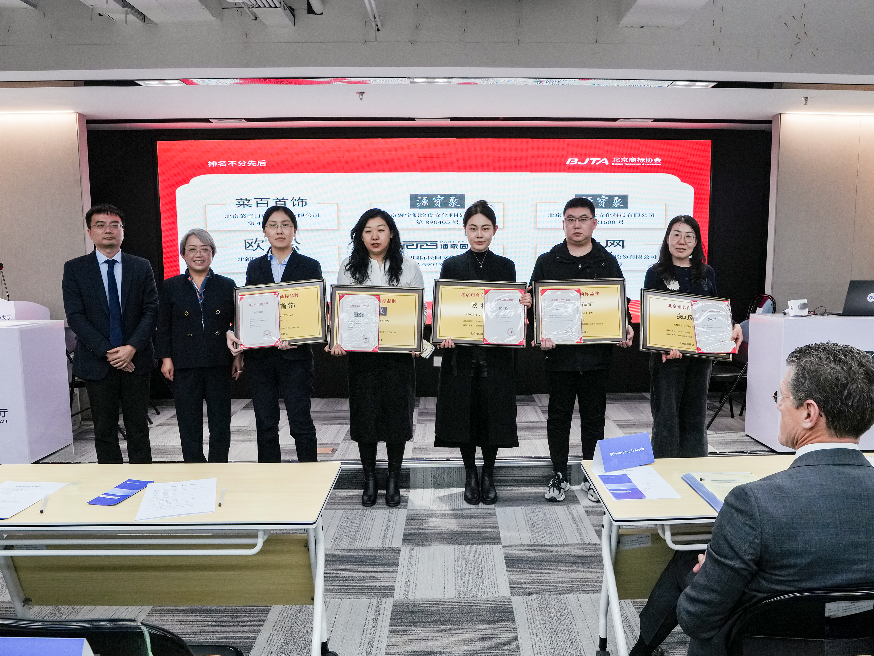 e4887f62a3c065f03561cabd639e29a.png e4887f62a3c065f03561cabd639e29a.png